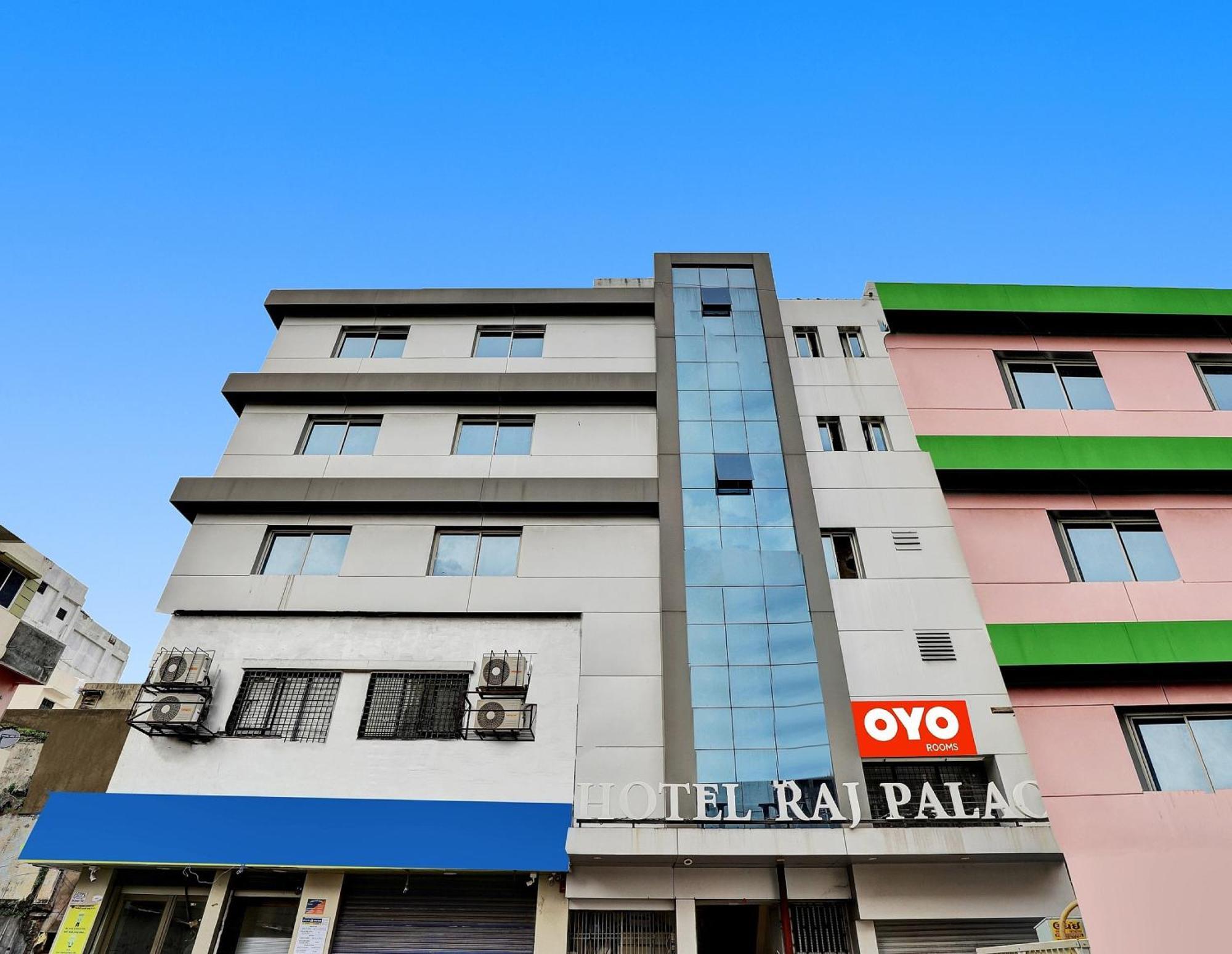 Collection O Hotel Raj Palace Vadodara Dış mekan fotoğraf