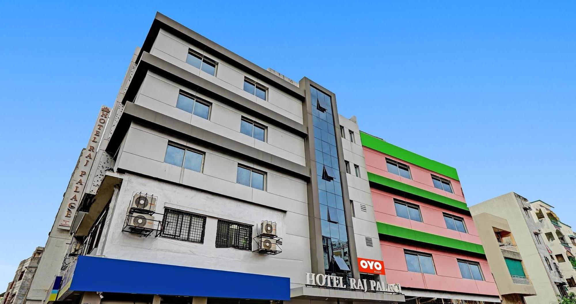 Collection O Hotel Raj Palace Vadodara Dış mekan fotoğraf